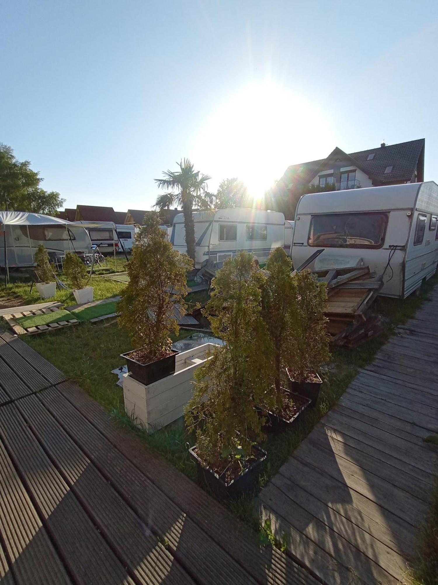 Przyczepa Niewiadow Surf Wioska Apartment Jastarnia Exterior photo